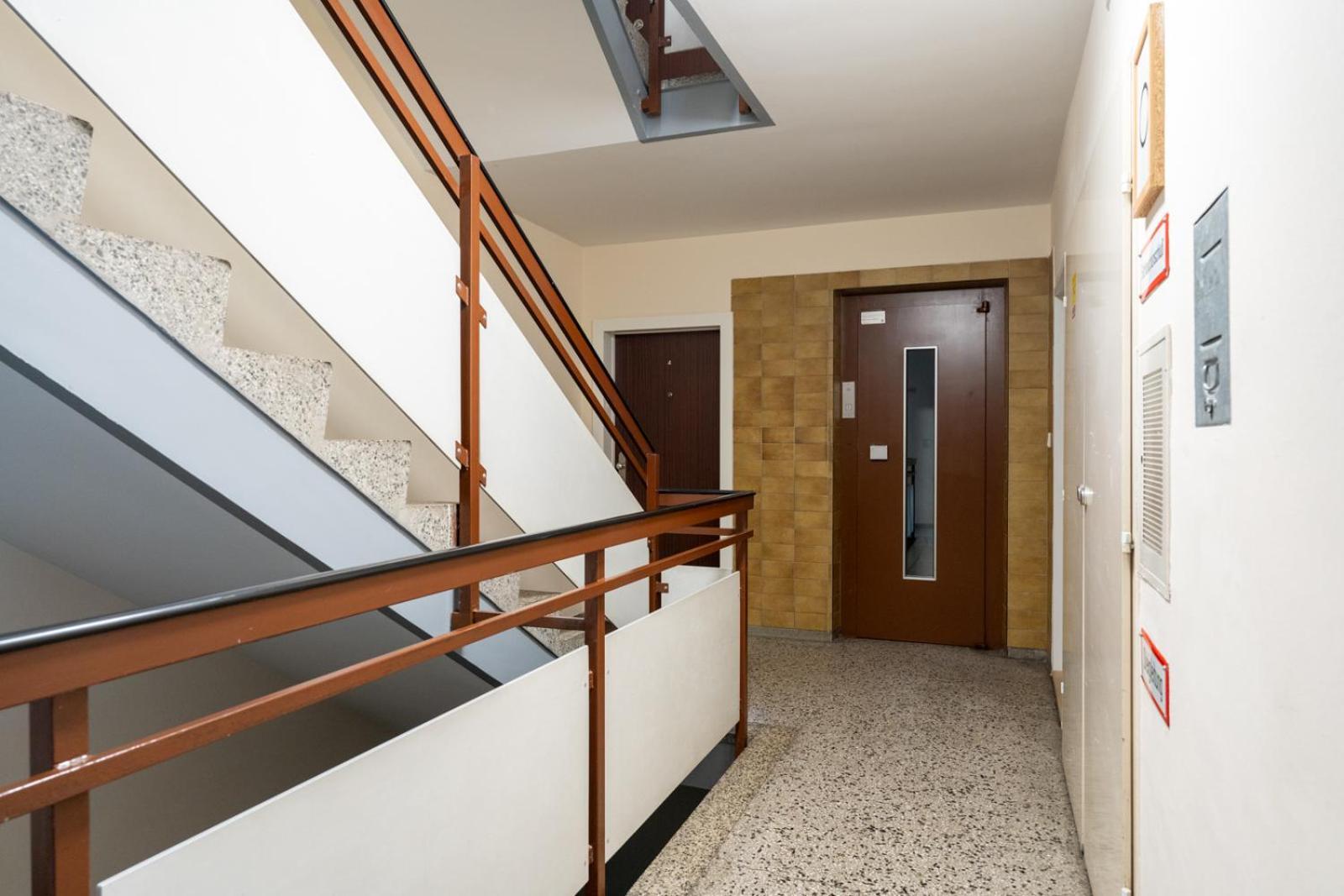 Two Bedrooms - 85 Squaremeters - 4 Min To U6 Dresdner Str Wien Exterior foto