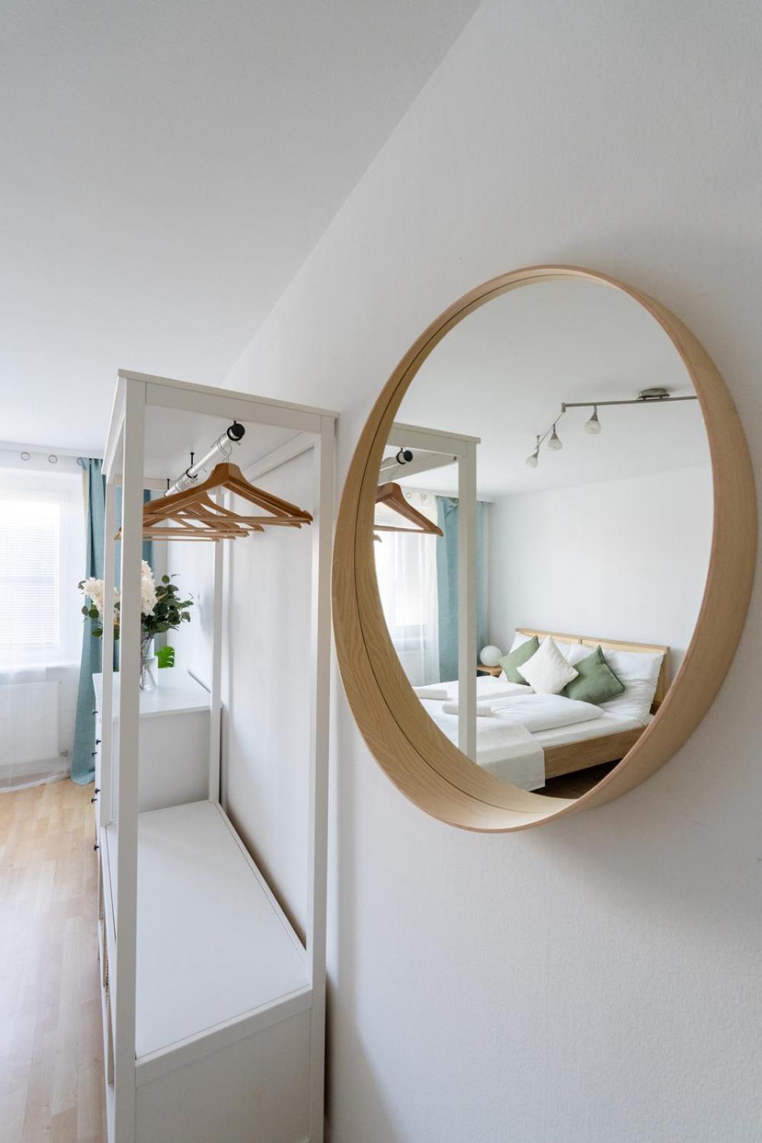Two Bedrooms - 85 Squaremeters - 4 Min To U6 Dresdner Str Wien Exterior foto