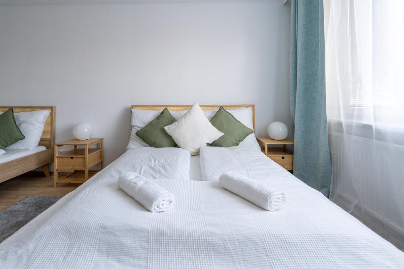 Two Bedrooms - 85 Squaremeters - 4 Min To U6 Dresdner Str Wien Exterior foto